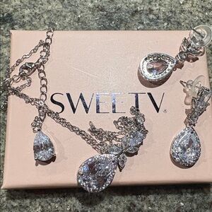 SWEETV Silver Jewelry Set with Clear Gemstones